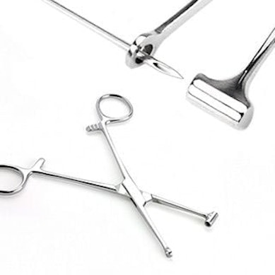 Bucket end tragus forceps