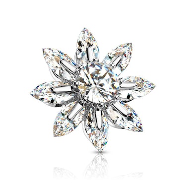 Dermal anchor met bloem met blaadjes uit steentjes en middensteen