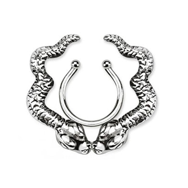 Fake tepelpiercing met slangen