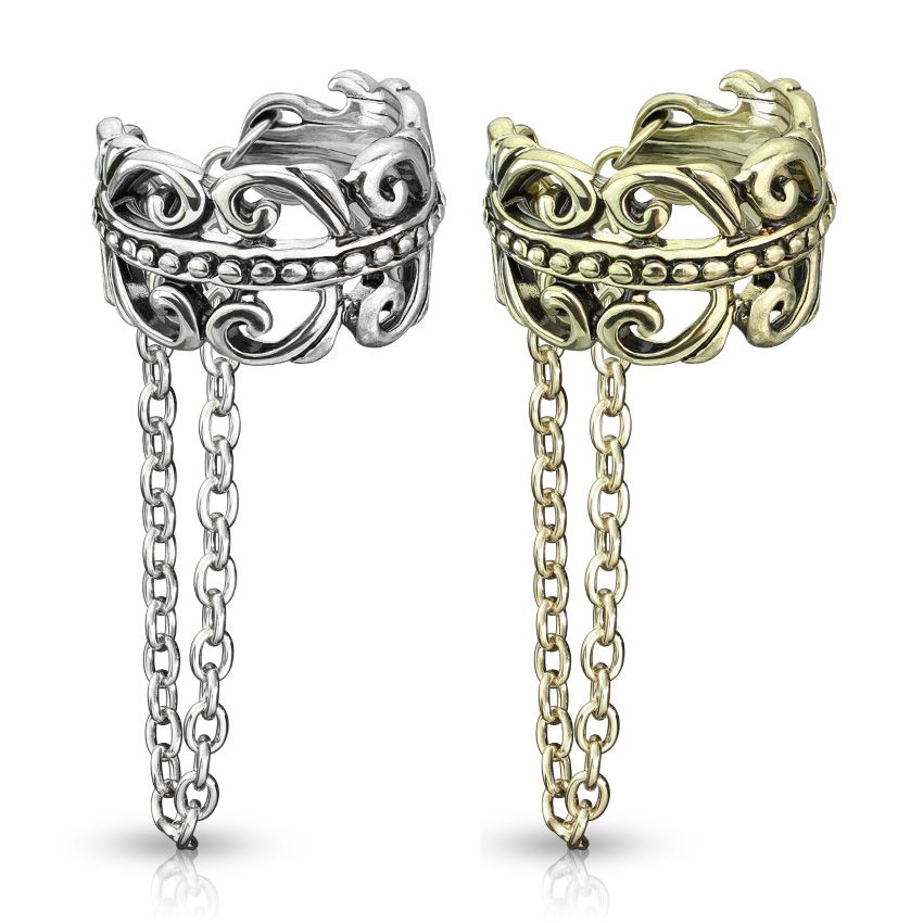 Earcuff met keltisch hartje en kettinkje
