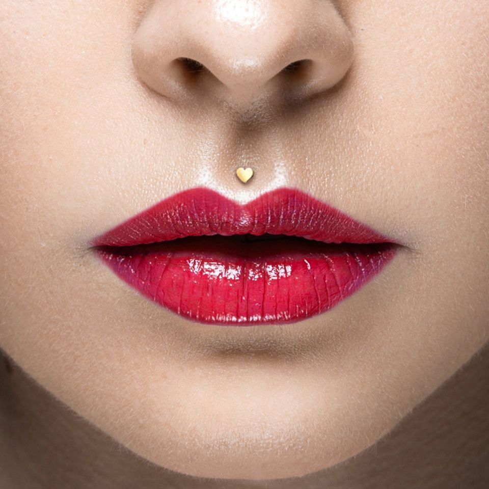 Labret uit 14 karaats goud met hartje