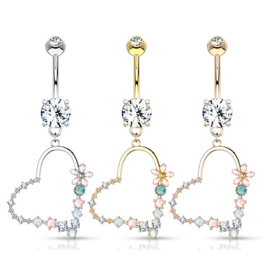 Navelpiercing met hart versierd met bloem uit opaliet.