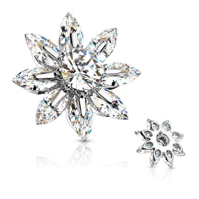 Dermal anchor met bloem met blaadjes uit steentjes en middensteen