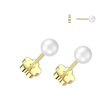 Paar pareloorbellen met schattige achterstukjes in bloemvorm