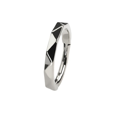 Neusring van titanium met diamantpatroon