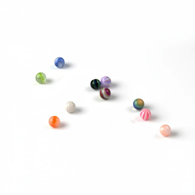 Set van 10 acryl balletjes