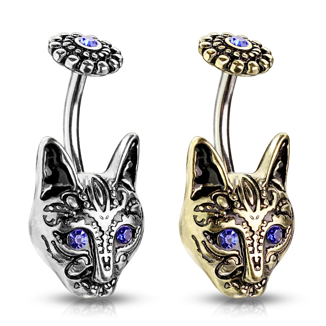 Navelpiercing met tribal-kat en blauwe ogen