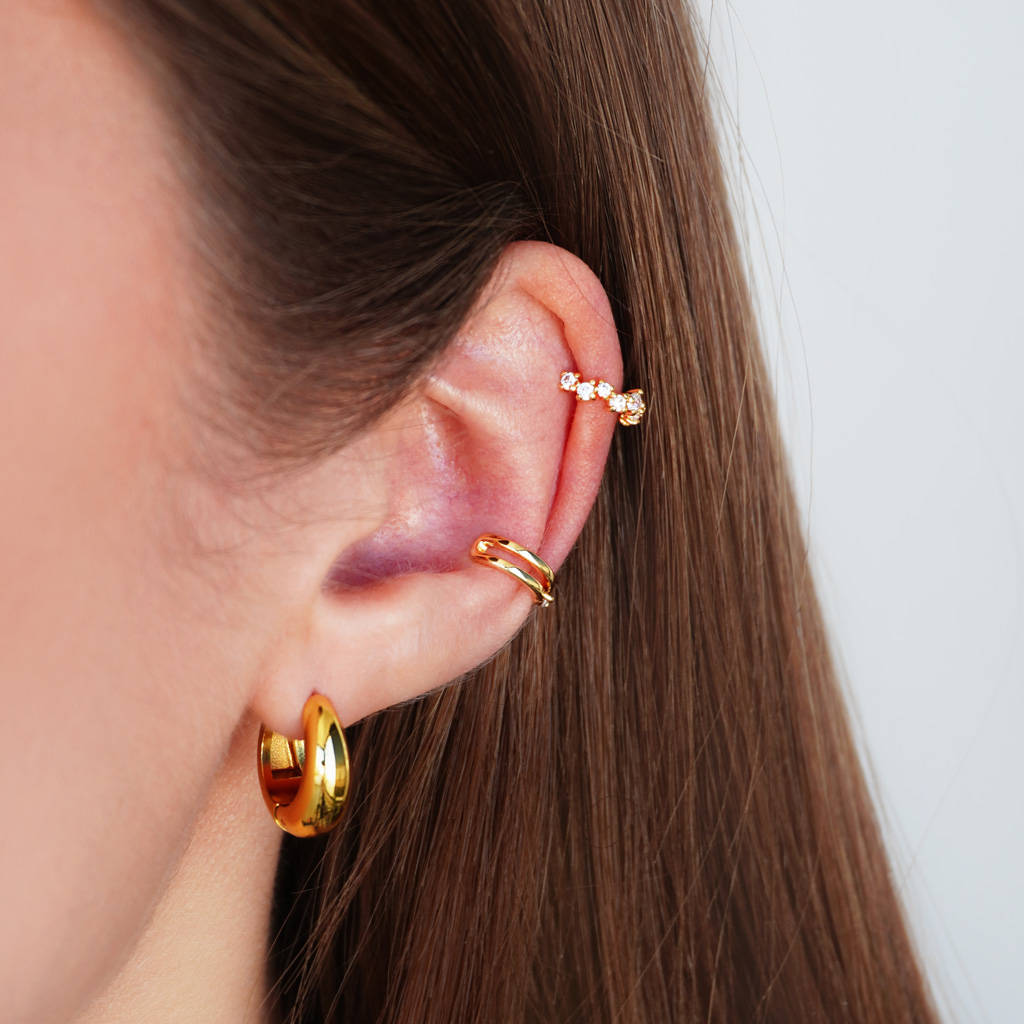 Earcuff met asymmetrische steentjes