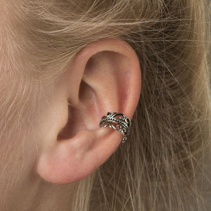 Earcuff met krullen