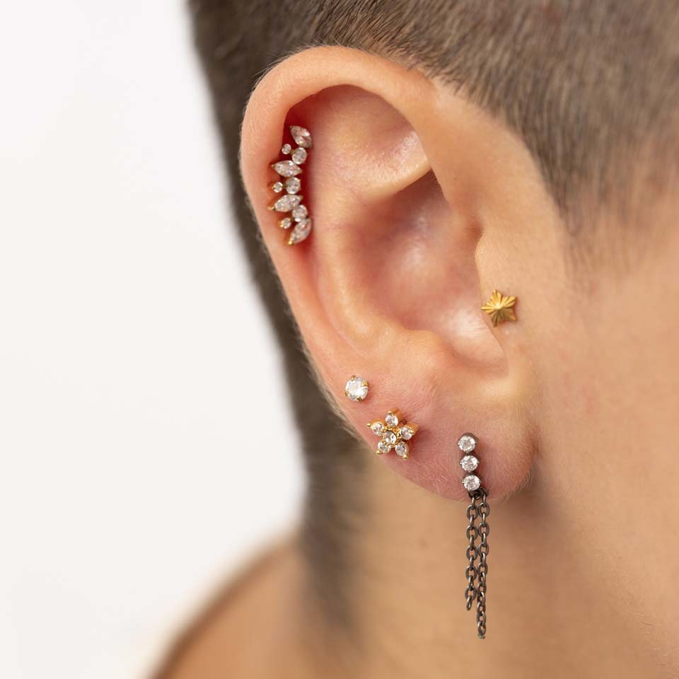 Labret met bloem uit steentjes en inwendig schroefdraad