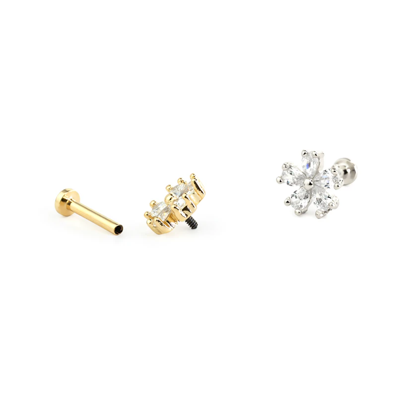 Labret met bloem en inwendige schroefdraad