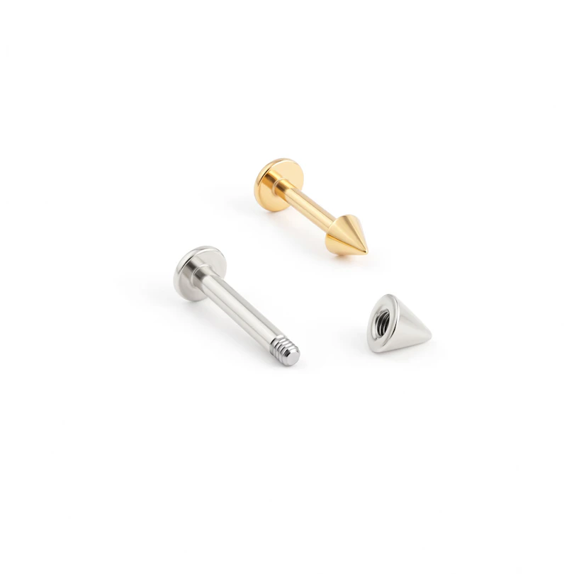 Labret in vele kleuren met spike
