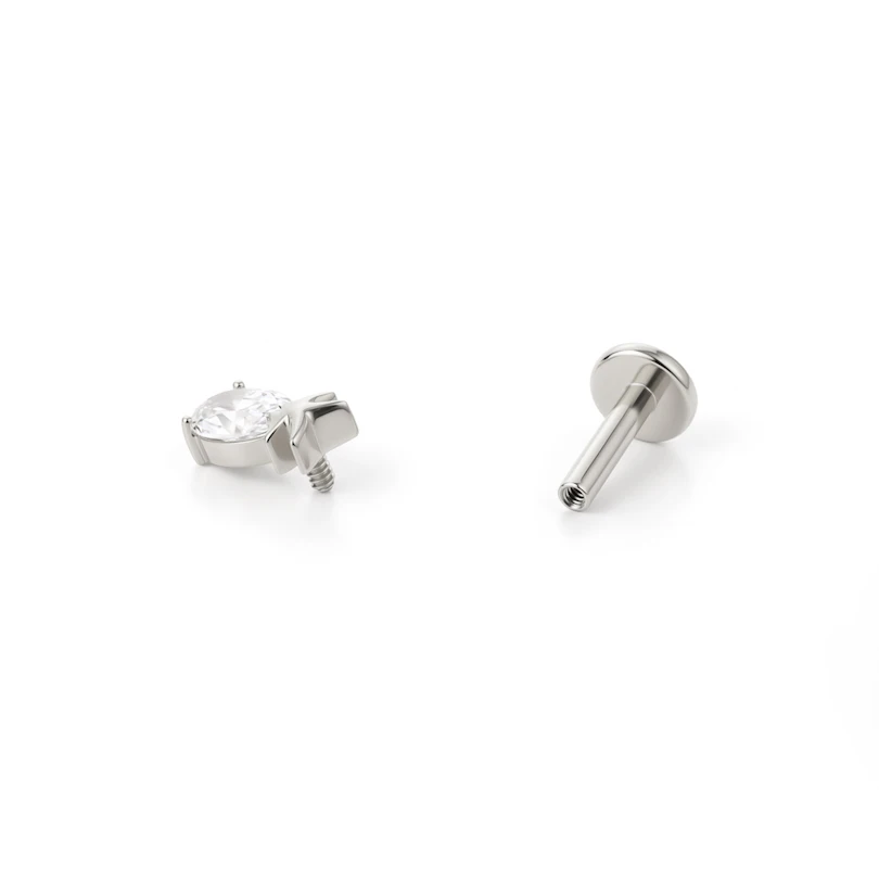 Titanium labret met ananas