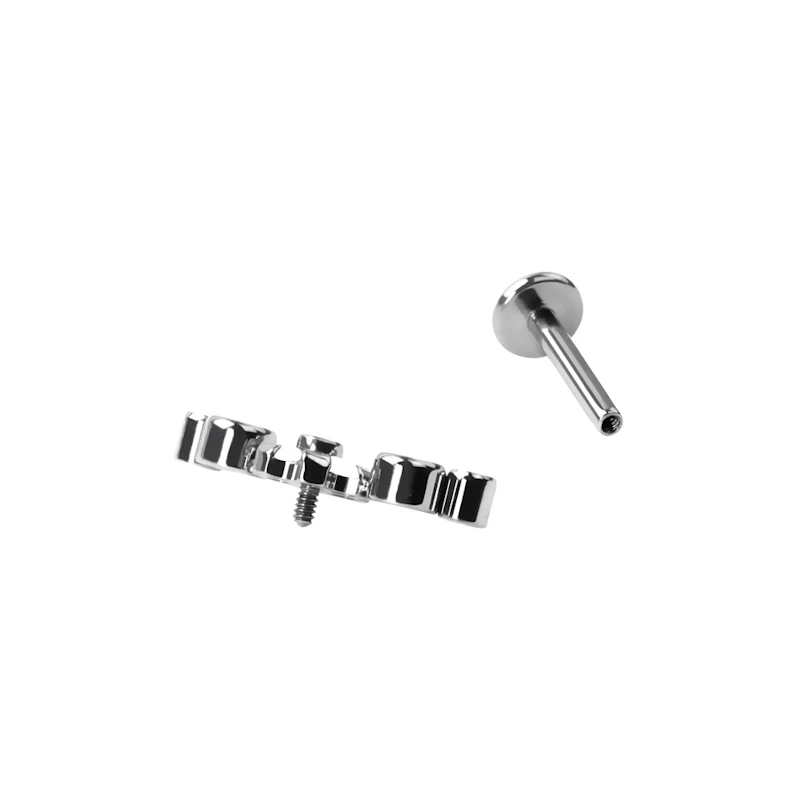 Titanium labret met bloem en CZ stenen
