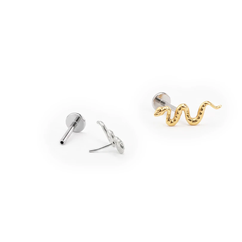 Push-in titanium labret met slang