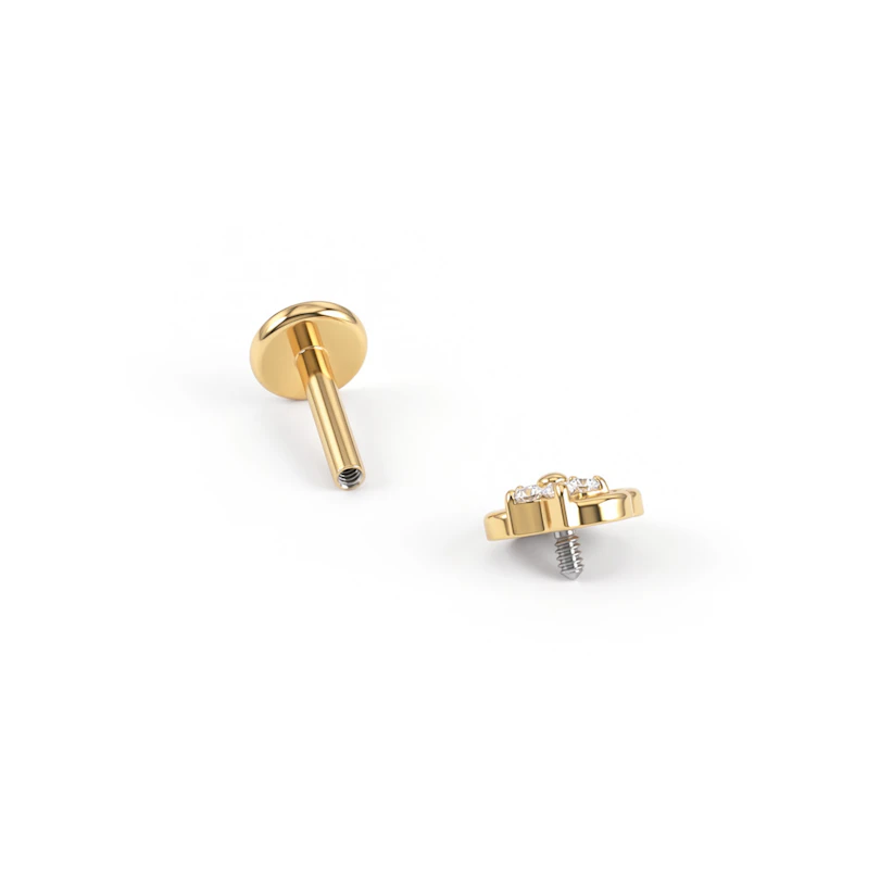 Titanium labret met open hart en klein bloemetje