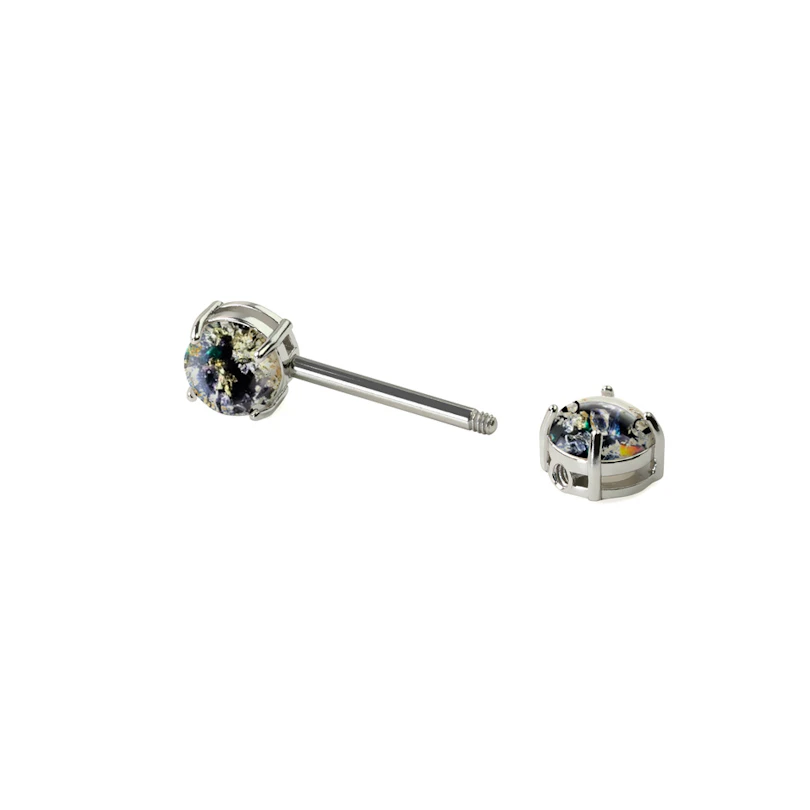 Tepelpiercing met lava look