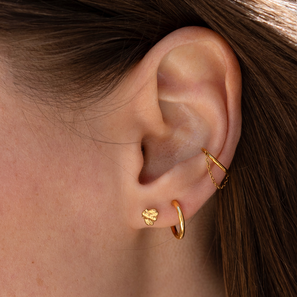 Scharnierende ring met kettinkje