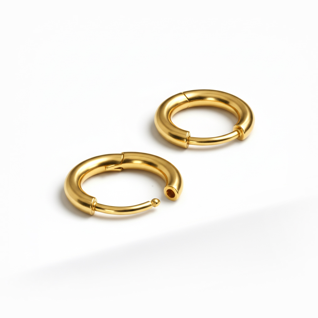 Tweetal titanium huggie ringen